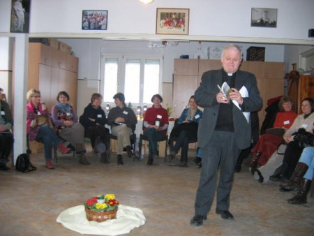 Megnyitó: Györgydeák Márton plébános